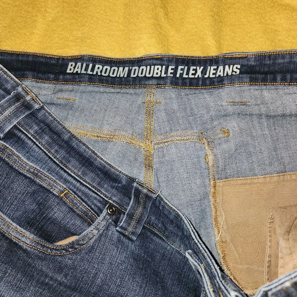 Duluth mens ballroom double flex relaxed dark wash jeans sz 44×30